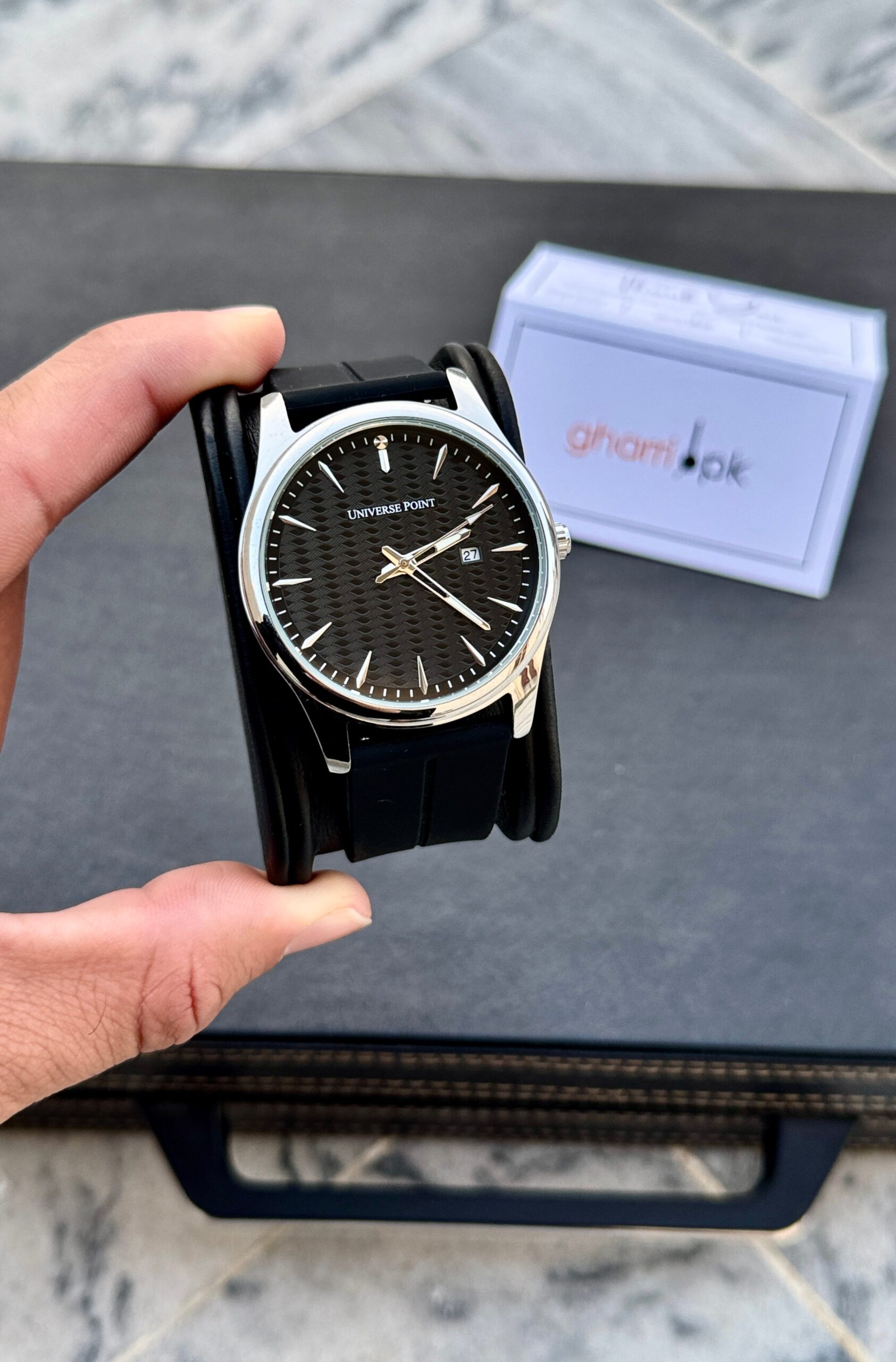 Gentleman Edition - Magnet Strap series - High Quality Ultra Comfortable Straps & Finish