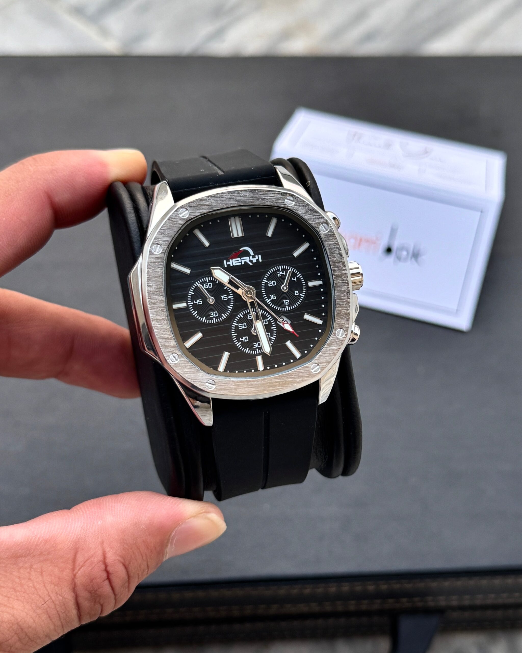 Hexa Black 2.0 - Limited Edition Magnet Strap series - High Quality Ultra Comfortable Straps & Finish